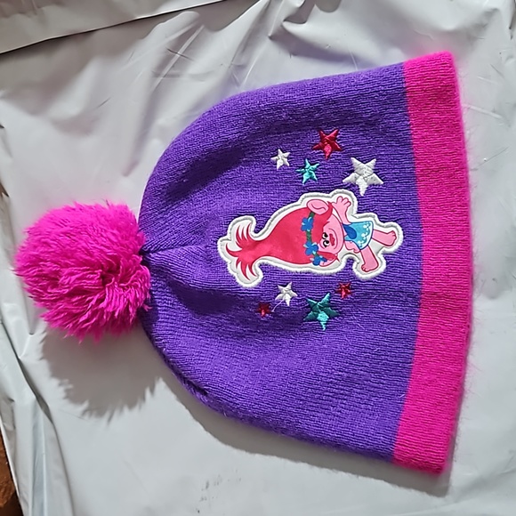 DREAMWORKS Girls Trolls Purple/Pink Poppy Winter Knit Cap w/Pompom + Knit Gloves - Picture 2 of 10